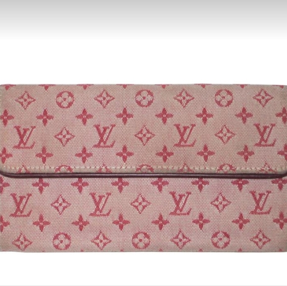 Louis Vuitton Handbags - Louis Voitton international Trifold small wallet